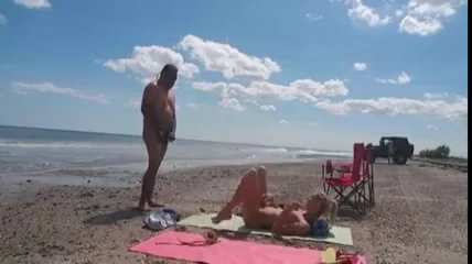 Cumshot Beach Porn - Wife takes a strangers cum in her mouth at the beach