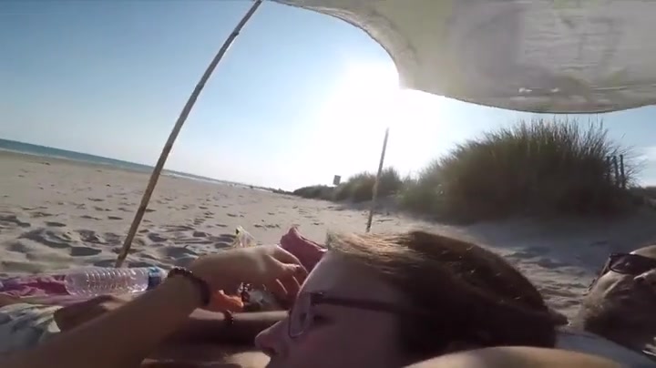 Oral Sex At Beach - Oral sex at the beach with my girlfriend