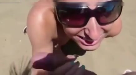 Slut On Nude Beach - Slut woman sucking cocks of strangers at the beach